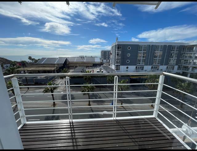 277M² OFFICE TO LET IN WATERFRONT