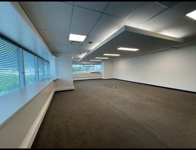 950M² OFFICE TO LET IN CAPE TOWN CITY CENTRE