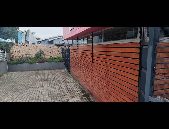 156M² OFFICE TO LET IN NELSPRUIT EXT 2