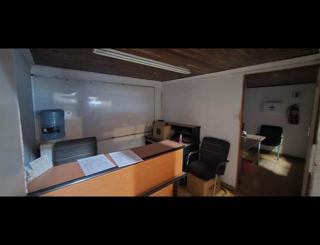 180M² WAREHOUSE TO LET IN ANDERBOLT