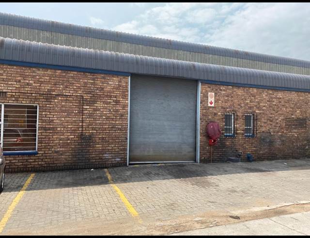 210M² WAREHOUSE TO LET IN BENONI SOUTH