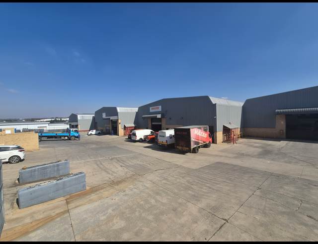 1,695M² WAREHOUSE TO LET IN RANDJESPARK