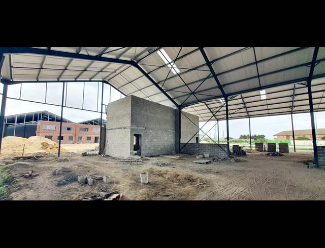 1,030M² WAREHOUSE TO LET IN KILLARNEY GARDENS