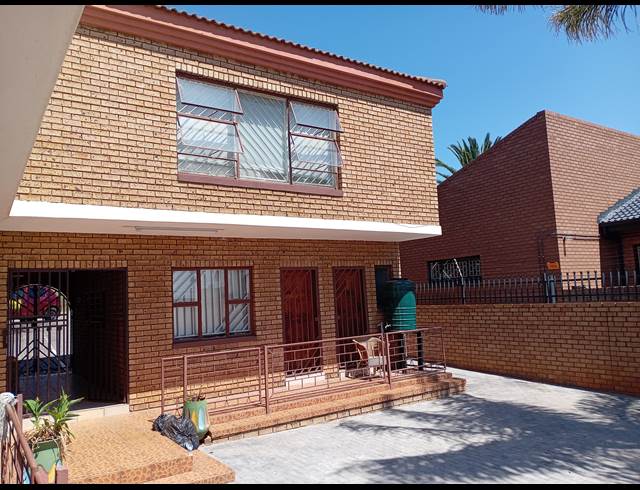 25M² OFFICE TO LET IN LAUDIUM