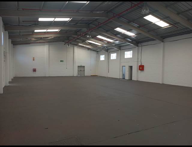 423M² WAREHOUSE TO LET IN MAITLAND