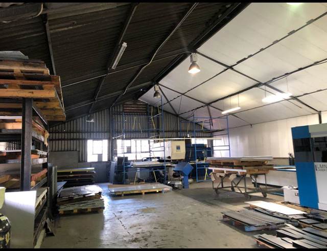 5,100M² WAREHOUSE RENTED IN BLACKHEATH INDUSTRIAL