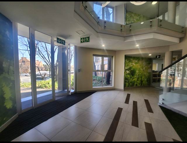 187.59M² OFFICE TO LET IN WOODMEAD