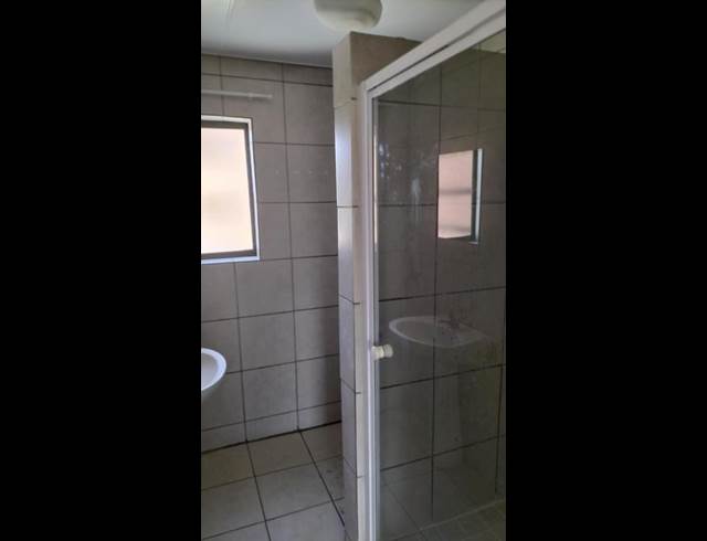 2 BEDROOM PROPERTY TO RENT IN ELSPARK