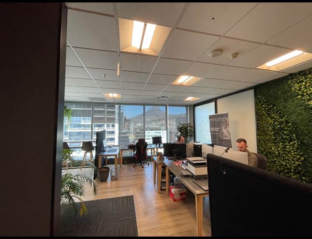 265M² OFFICE TO LET IN CAPE TOWN CITY CENTRE