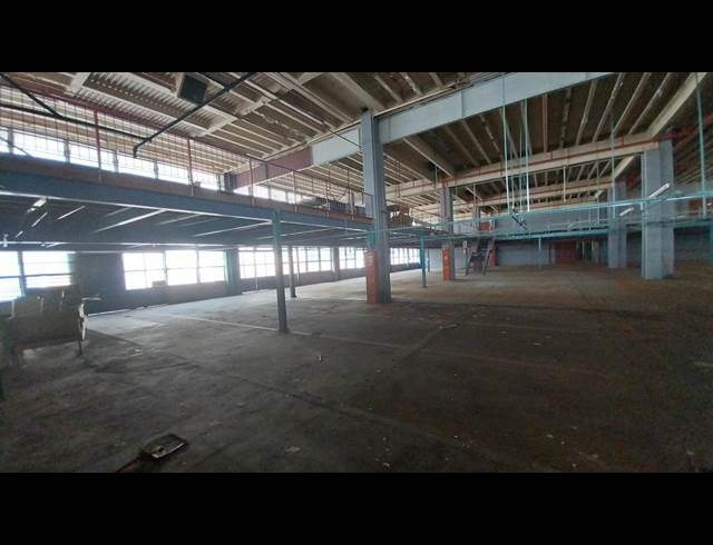 9,870M² WAREHOUSE TO LET IN KOEDOESPOORT INDUSTRIAL