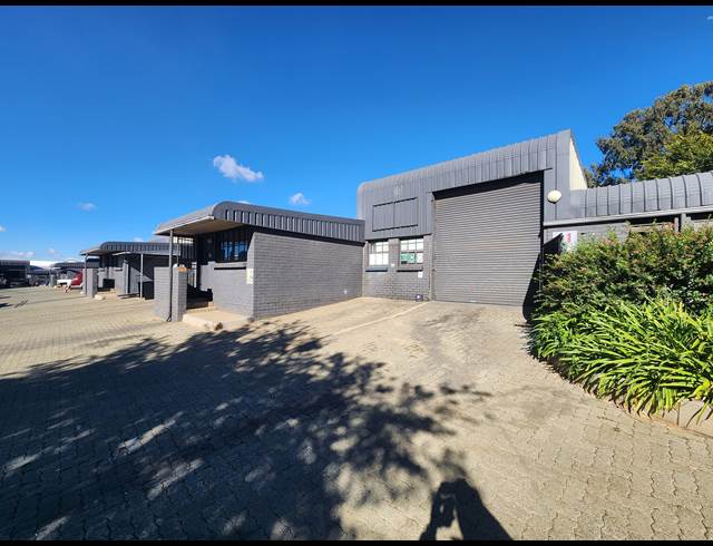 144M² WAREHOUSE TO LET IN WADEVILLE