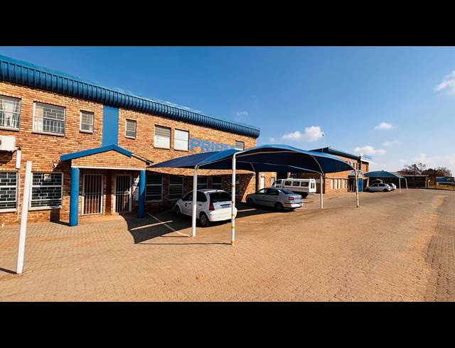 514M² WAREHOUSE TO LET IN CHAMDOR