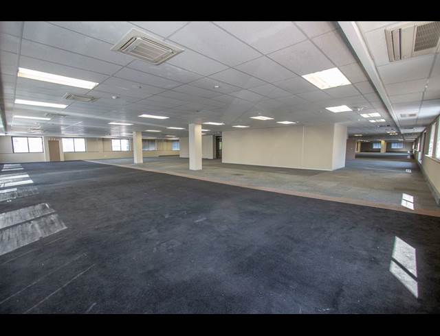 1,191M² OFFICE TO LET IN PARKTOWN