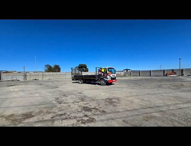LAND PROPERTY TO RENT IN BLACKHEATH INDUSTRIAL