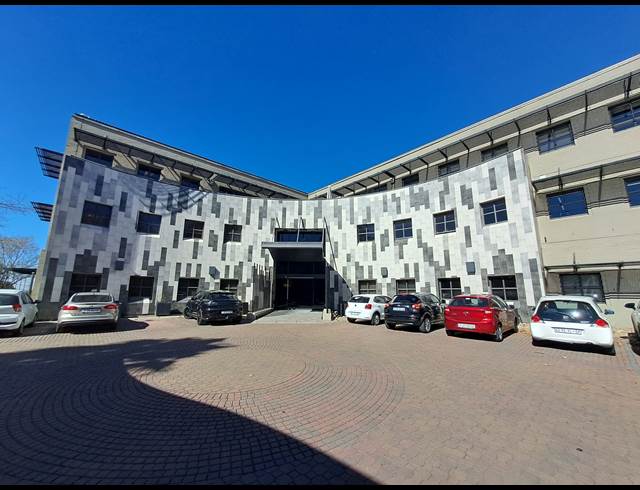 194M² OFFICE TO LET IN ILLOVO