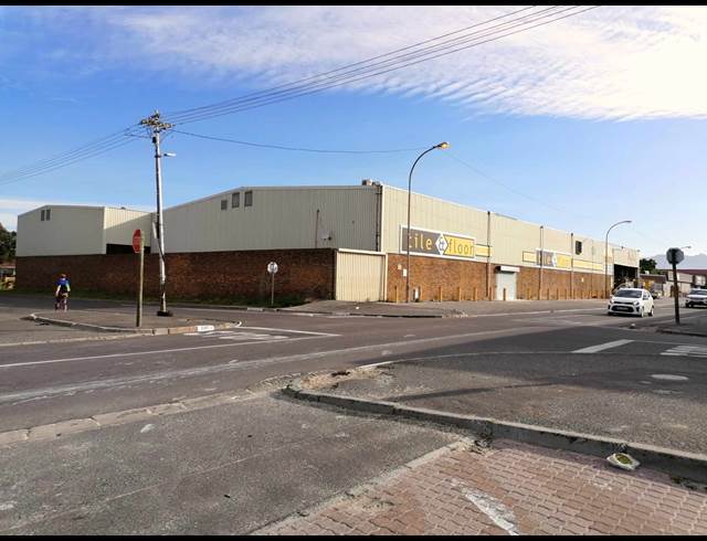 957M² WAREHOUSE TO LET IN BEACONVALE