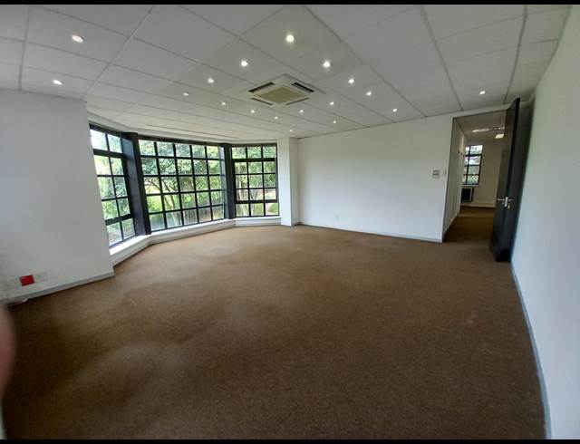 396M² OFFICE TO LET IN BRYANSTON