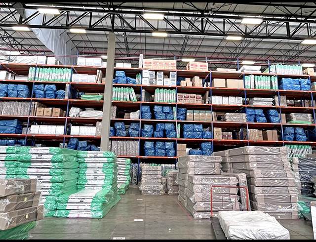 6,100M² WAREHOUSE TO LET IN JET PARK