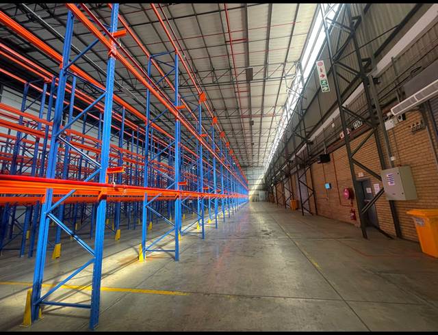 15,503M² WAREHOUSE TO LET IN TUNNEY