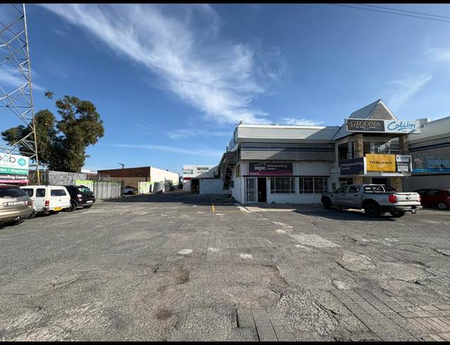 244M² WAREHOUSE TO LET IN GANTS PLAZA