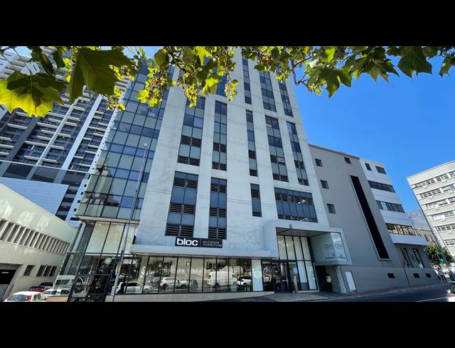 1,800M² OFFICE TO LET IN CAPE TOWN CITY CENTRE