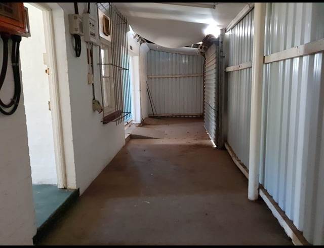 240M² WORKSHOP TO LET IN UMBOGINTWINI