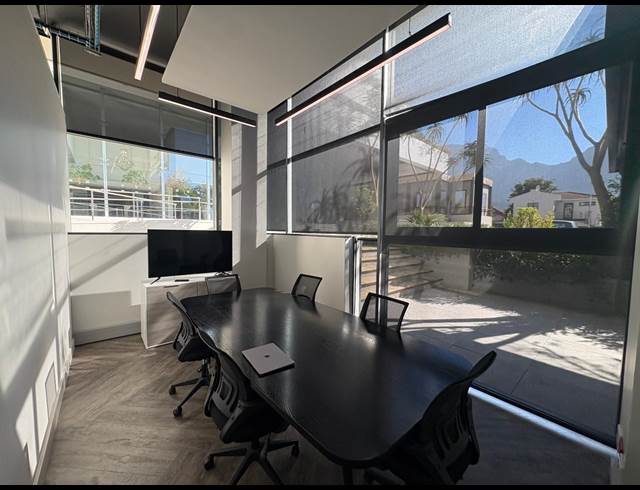 290M² OFFICE TO LET IN CLAREMONT