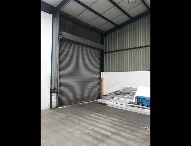 420M² WAREHOUSE RENTED IN STIKLAND