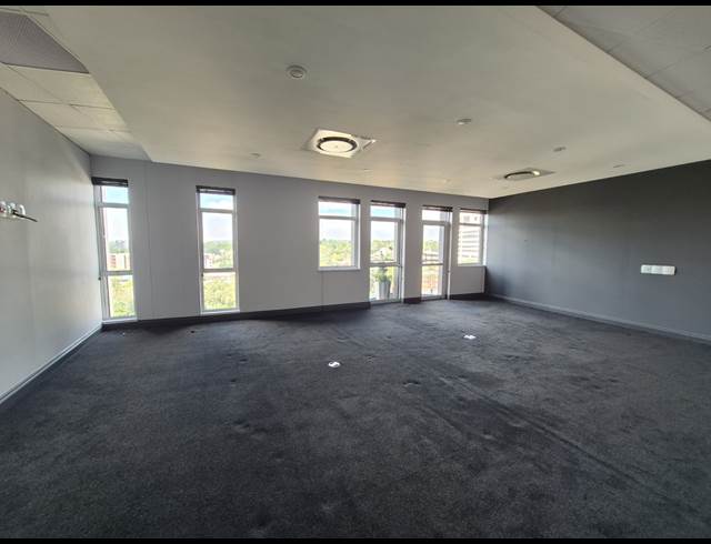 423M² OFFICE TO LET IN SANDTON CENTRAL