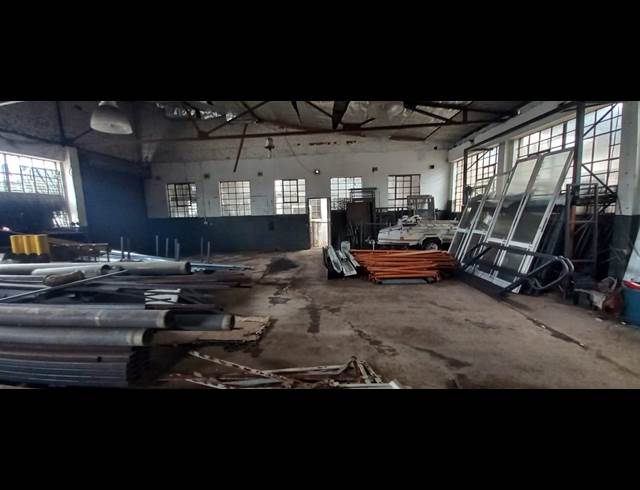376M² WAREHOUSE TO LET IN GERMISTON CENTRAL