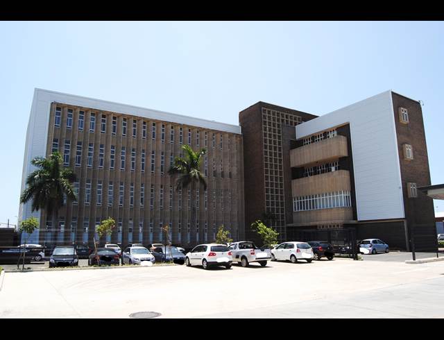 131M² OFFICE TO LET IN CONGELLA