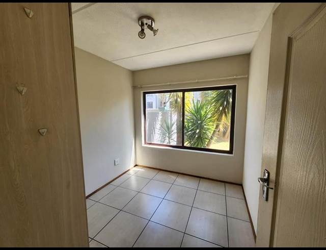 2 BEDROOM PROPERTY TO RENT IN HONEYDEW