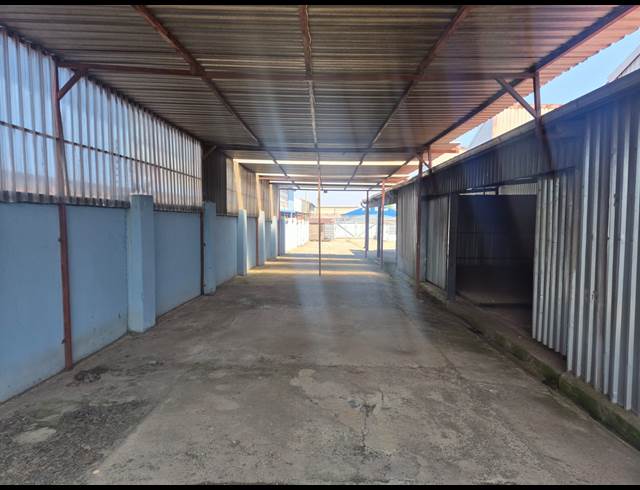 1,700M² WAREHOUSE TO LET IN ALRODE SOUTH