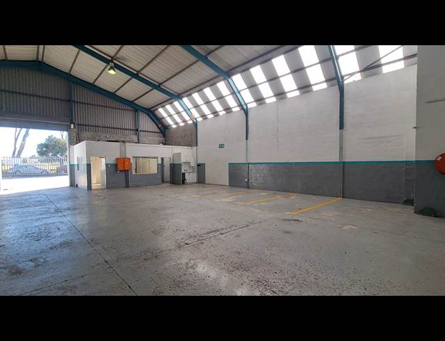 450M² FACTORY TO LET IN OTTERY EAST