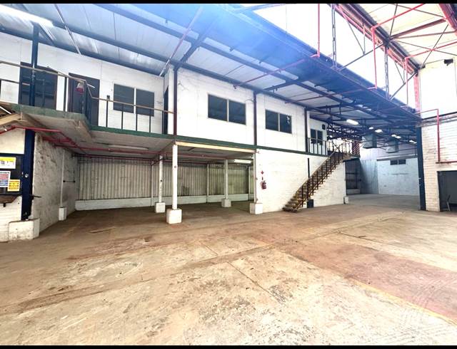 1,072M² WAREHOUSE TO LET IN TONGAAT INDUSTRIAL