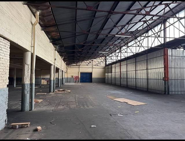 2,500M² WAREHOUSE TO LET IN BOOYSENS RESERVE