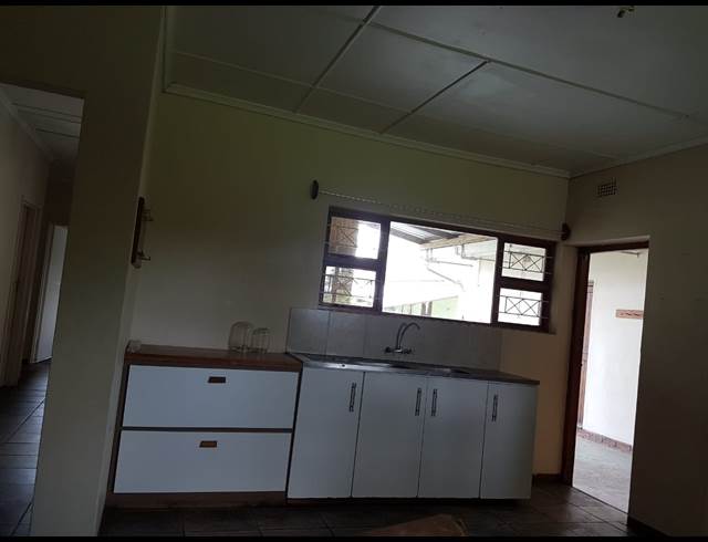 3 BEDROOM PROPERTY TO RENT IN ESHOWE