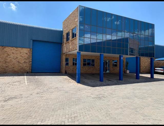 420M² WAREHOUSE RENTED IN LASER PARK