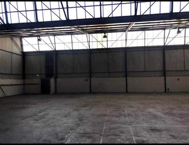 948M² WAREHOUSE TO LET IN BELLVILLE SOUTH