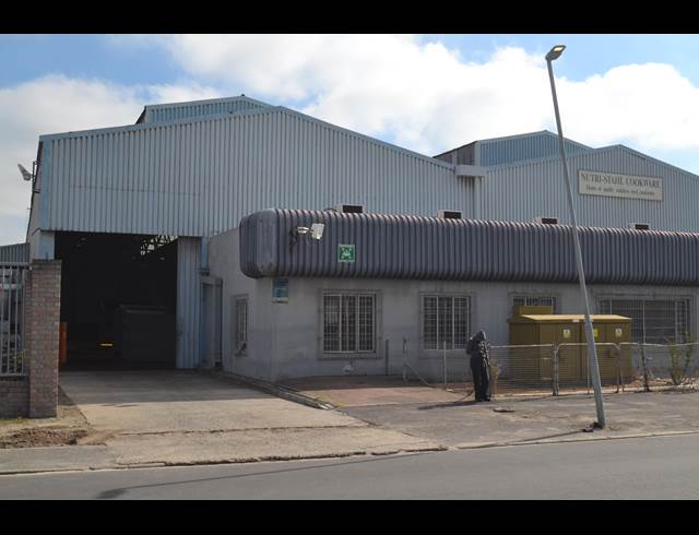2,616M² WAREHOUSE TO LET IN PAROW INDUSTRIAL
