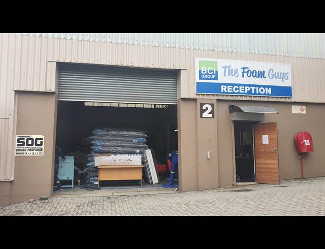 225M² WAREHOUSE TO LET IN UNION