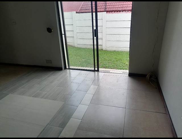 1 bed property to rent in WINCHESTER HILLS