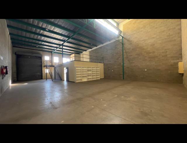 265.68M² WAREHOUSE TO LET IN DRIEHOEK