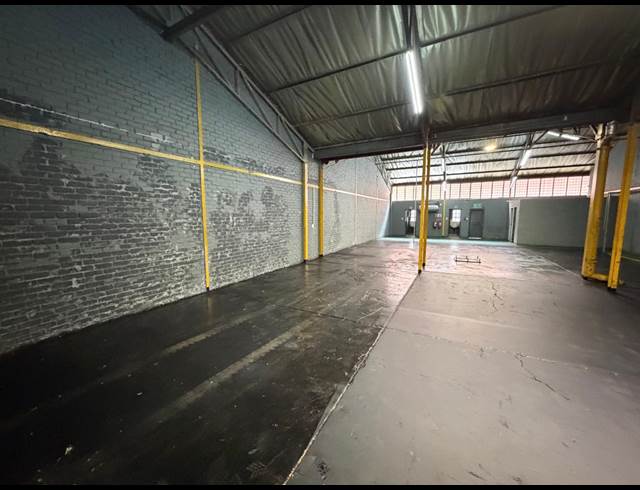 300M² WAREHOUSE TO LET IN ISANDO