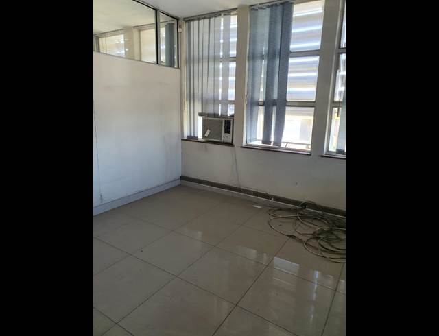 320M² OFFICE TO LET IN ALBERTON NORTH