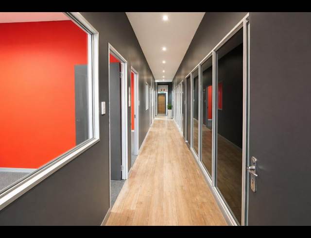 265M² OFFICE TO LET IN NELSPRUIT EXT 14
