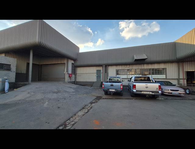 1,148M² FACTORY TO LET IN ANDERBOLT