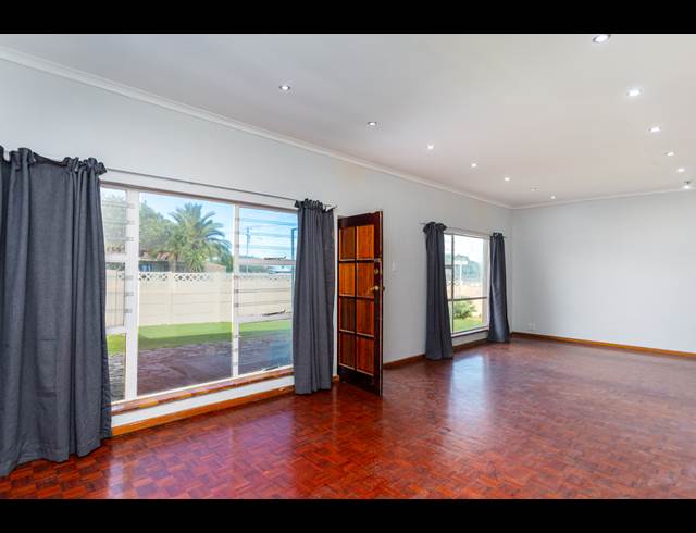 3 BEDROOM HOUSE RENTED IN CHRISMAR