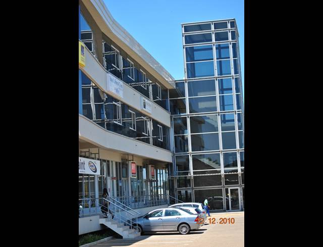 224M² OFFICE TO LET IN BALLITO CENTRAL