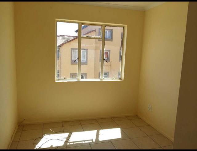 3 bed property to rent in ORMONDE